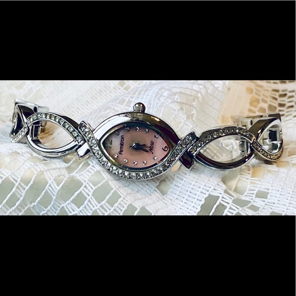 Armitron Vintage Watch - Picture 2 of 4